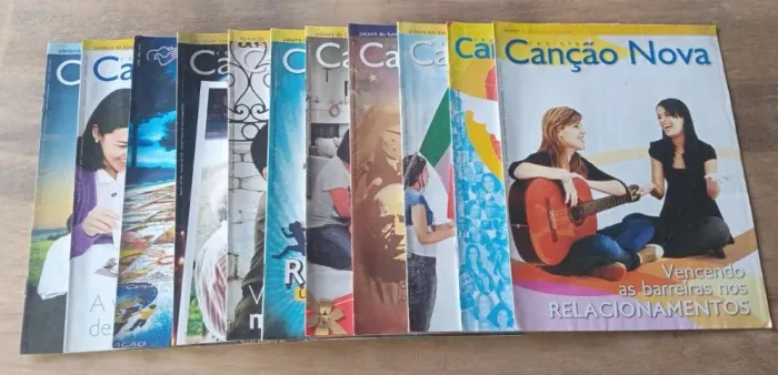 Lote de 11 Revistas Canção Nova