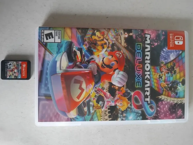 Mario Kart 8 Deluxe Nintendo Switch 