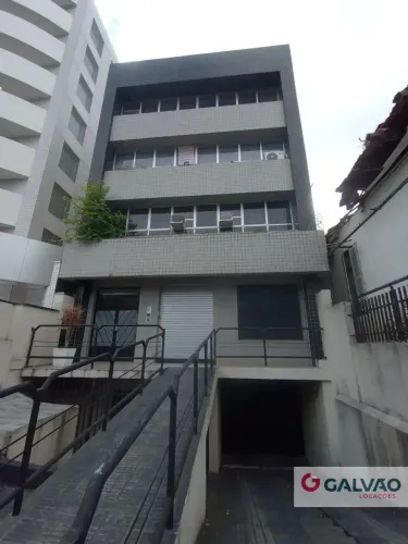 Conjunto Comercial no Centro Cívico, com vaga de garagem