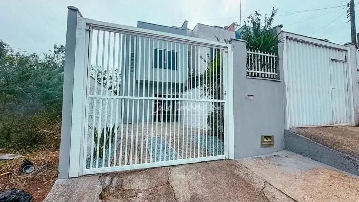 Sobrado geminado 2 quartos Águas Claras Brusque