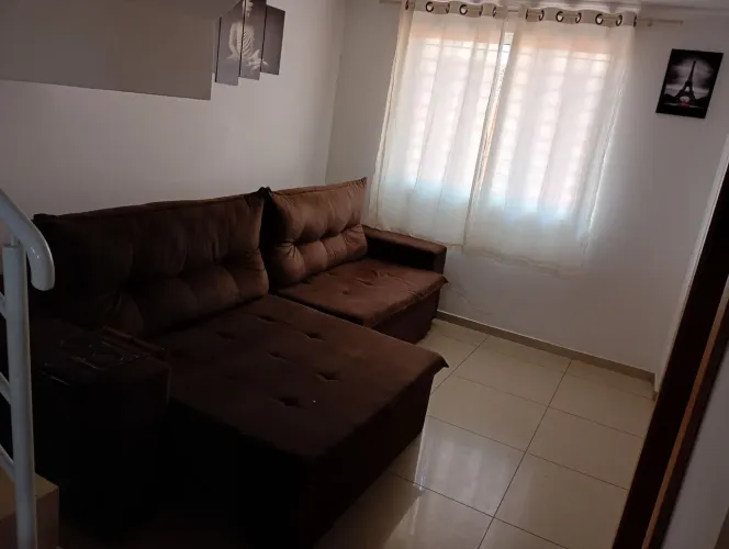 Triplex de Alto Padrão - Quarto Individual e Compartilhado Disponível