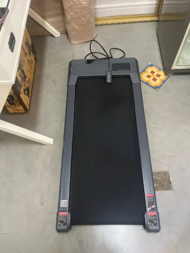 Esteira elétrica importada 127V WellFit nova R$500