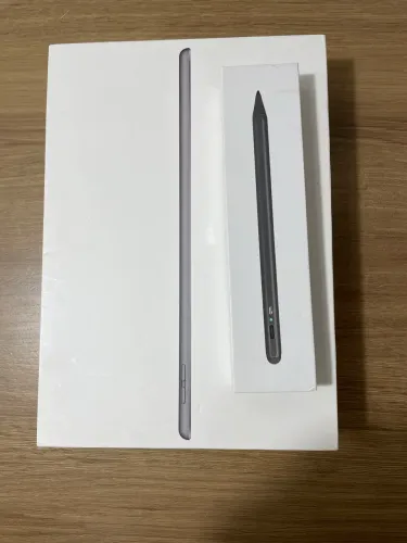 Oportunidade! Ipad 8ª geração 32gb em perfeito estado com caneta original WB