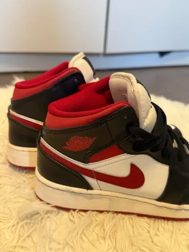 air jordan 1 mid noble red feminino