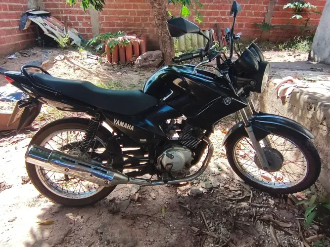 Vende-se Yamaha factor