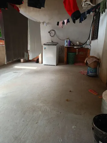 Vendo uma casa