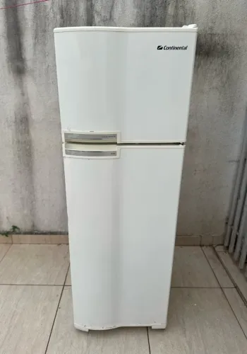 Geladeira duplex duplex de 360 litros?