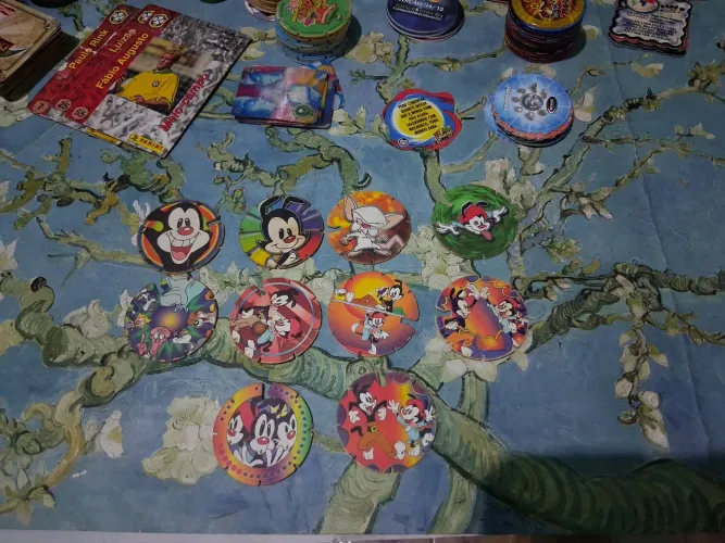 Lote de Tazos Animaniacs foscos