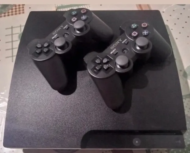 Ps3 SLIM DESBLOQUEADO (ACEITO CARTÃO)