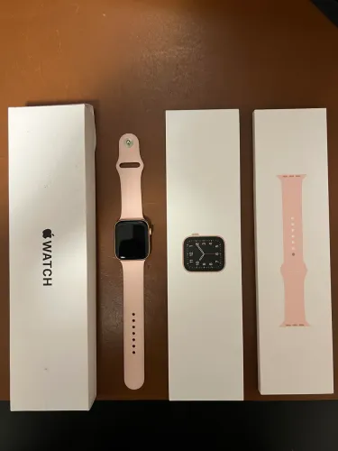 Apple Watch SE 44mm GPS - Rose Gold