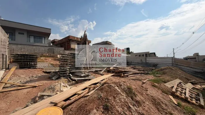 Lote em Condomínio Fechado para Venda em Senador Canedo, Jardins Barcelona