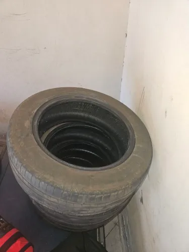 Pneus de carro Pirelli Aro 15