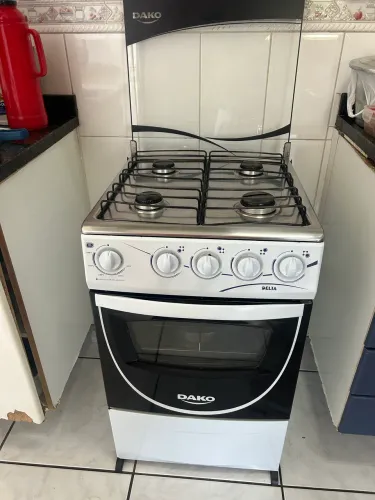 Fogão 4 bocas Dako usado