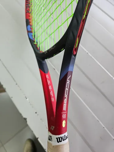 Raquete Yonex Vcore 98 2022