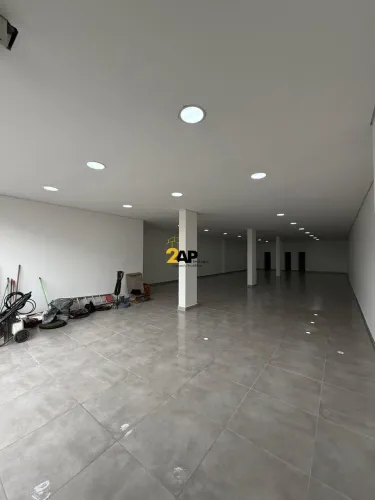 Salão comercial de 250m² para locação na Vila Nova das Belezas, São Paulo-SP: aproveite es