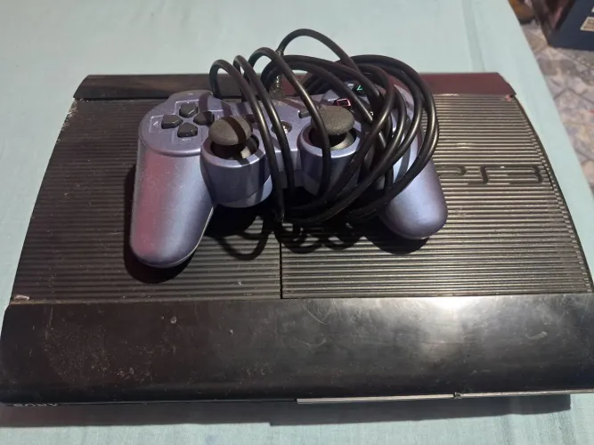 PS3 desbloqueado já com jogos 400
