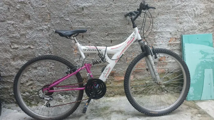 Bicicleta Track Bikes aro 26 TB 200