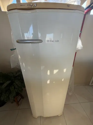 Geladeira usada