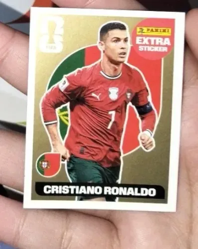 Cristiano Ronaldo CR7 OURO