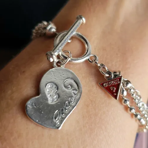 Antiga pulseira Guess