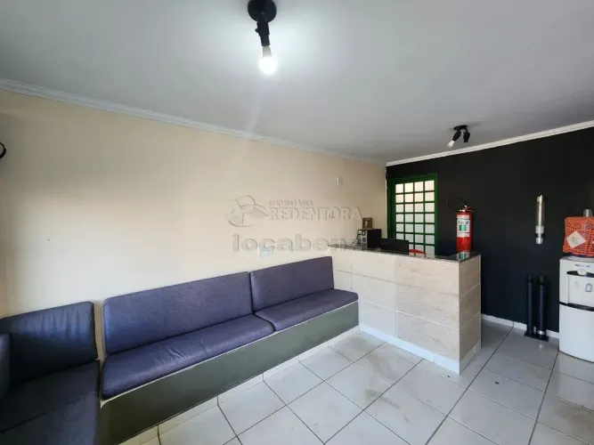 Sala Comercial, vila santa cruz, terreno de esquina.