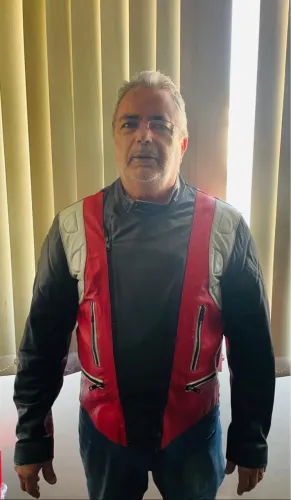 Calça e blusão de couro legítimo!