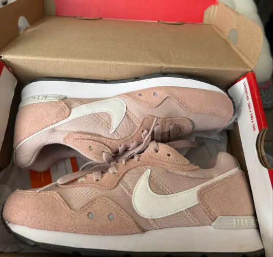 Tennis Nike Feminino TAM 36