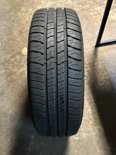 Pneu 205/65R15 94T Goodyear Direction SUV