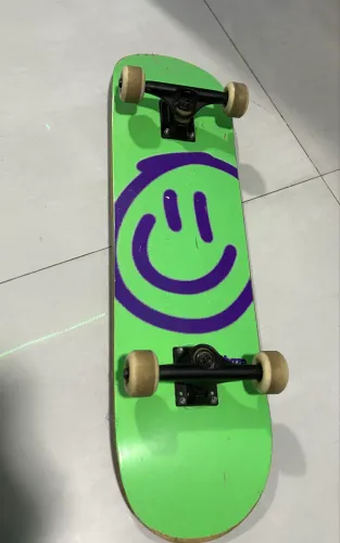 Skate Chaze Semi-novo.