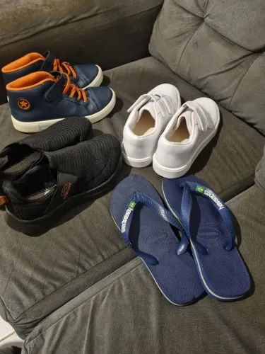 Lote Tênis infantis TAM 33