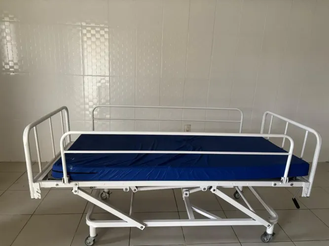 Cama hospitalar 