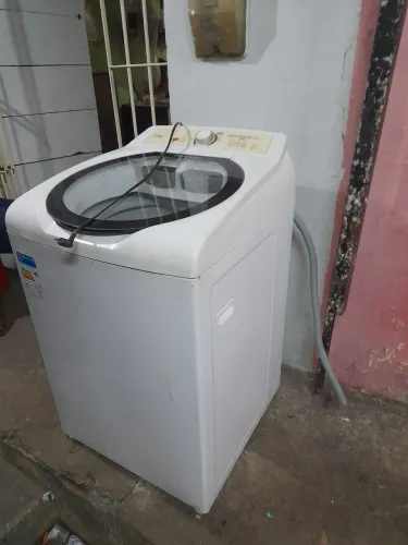 Vendo essa máquina Brastemp 12 kilos em perfeito funcionamento 