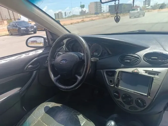 Ford Focus Sedan 2.0 16v/2.0 16V Flex 4P 2005