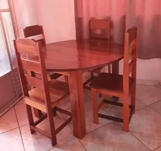 Vendo mesa em perfeito estado