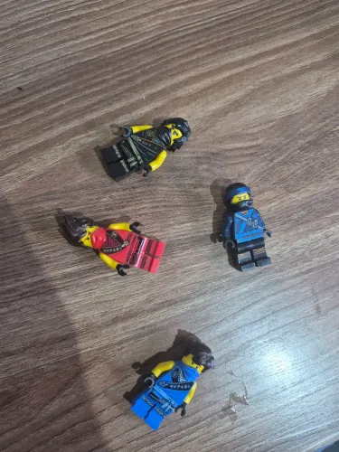 Lego ninjago minifiguras - reservadas
