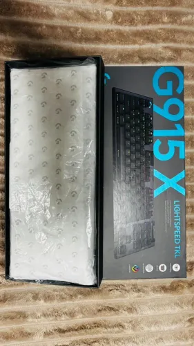 Teclado Logitech G915 x TKL lightspeed sem fio