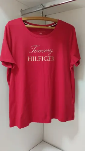 camiseta tommy hilfiger vermelha g