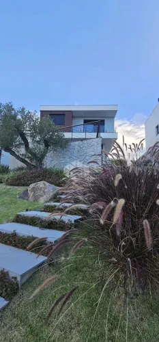 Casa em condomínio com 3 suites em Caxias do Sul