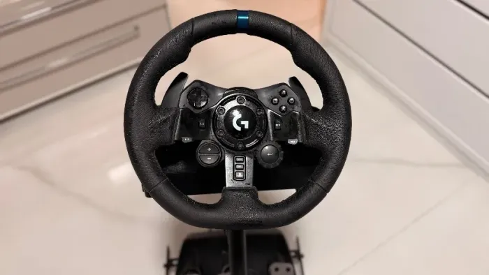 Combo simulador Racing: Volante Logitech G923 + Suporte S-Pro Extreme - Estado de Novo