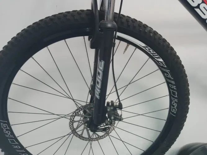 Bike mtb aro 29. Quadro N 19