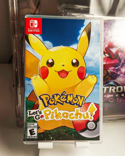 Pokémon Lets Go Pikachu Nintendo Switch Original