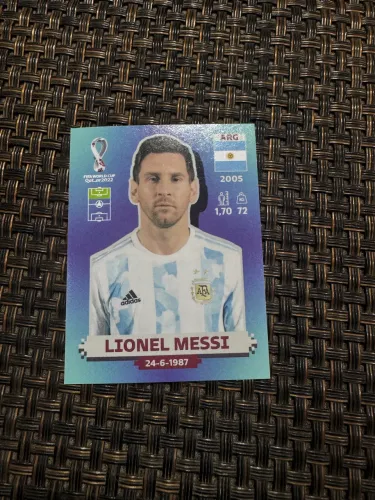 Figurinhas Messi copa 2022