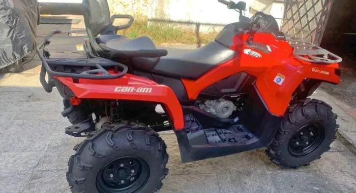 Quadriciclo Can Am 450 Max
