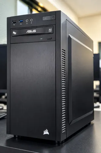 PC GAMER / PROFISSIONAL i7-9700 | GTX 1650 4GB | 16GB CORSAIR | SSD 1TB