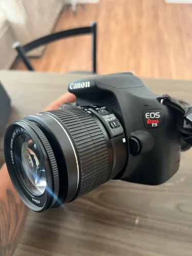 Canon EOs T5