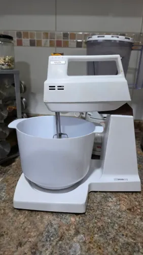 Batedeira Candy Walita 110v