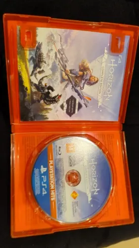 Jogo PS4 Horizon Zero Dawn Complete Editon