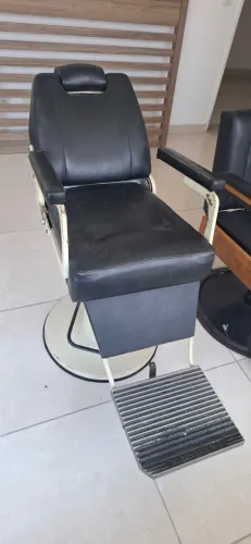 Cadeira Barbeiro Hidraulica Reclinavel Ferrante