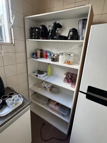 ESTANTE ARMÁRIO EM MDF BRANCO 