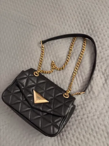 Bolsa Tiracolo Preta Schutz Pequena Matelassê 944 em couro! Estado de zero!!!